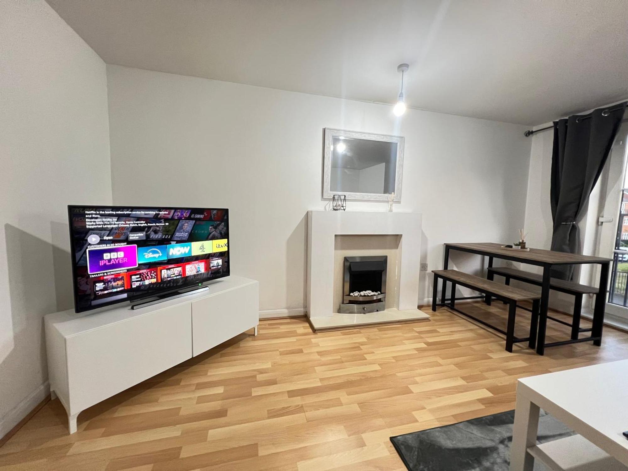 High End Luxury 2 Bed Apartment 伯明翰 外观 照片